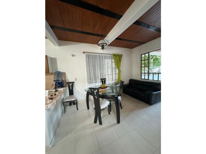 Casa de 6 alcobas en venta en Oriente, Ricaurte, 98 m² · foto 6 de 23