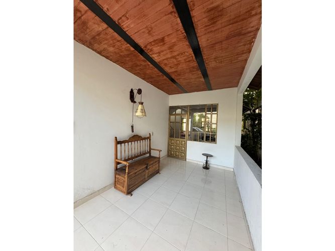 Casa de 6 alcobas en venta en Oriente, Ricaurte, 98 m² · foto 11 de 23