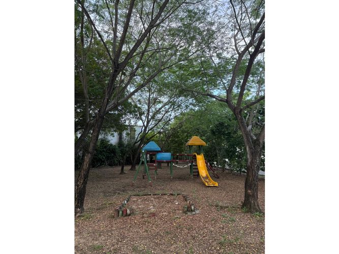 Casa de 6 alcobas en venta en Oriente, Ricaurte, 98 m² · foto 19 de 23