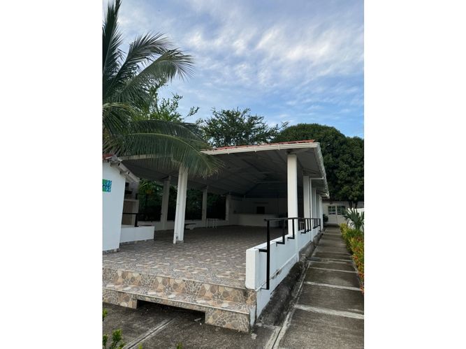 Casa de 6 alcobas en venta en Oriente, Ricaurte, 98 m² · foto 22 de 23