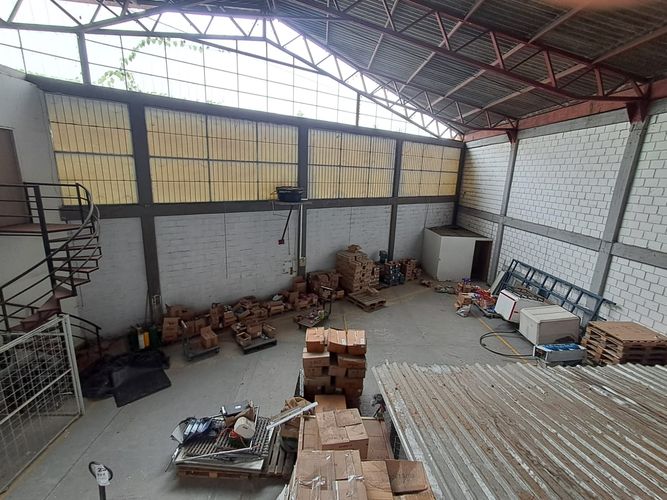 Bodega en arriendo en Santana, Dosquebradas, 350 m² · foto 3 de 9