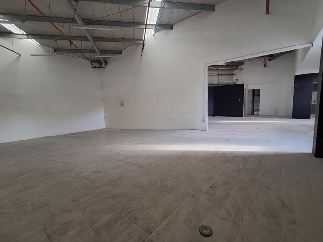 Bodega en arriendo en Conjunto Cerrado Zapan, Dosquebradas, 394 m² · foto 5 de 8