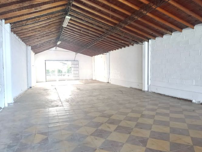 Bodega en venta en Las Acacias, Itagüí, 1370 m² · foto 13 de 19