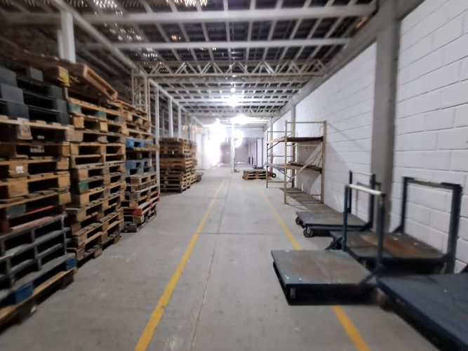 Bodega en arriendo en Santana, Dosquebradas, 822 m² · foto 2 de 9