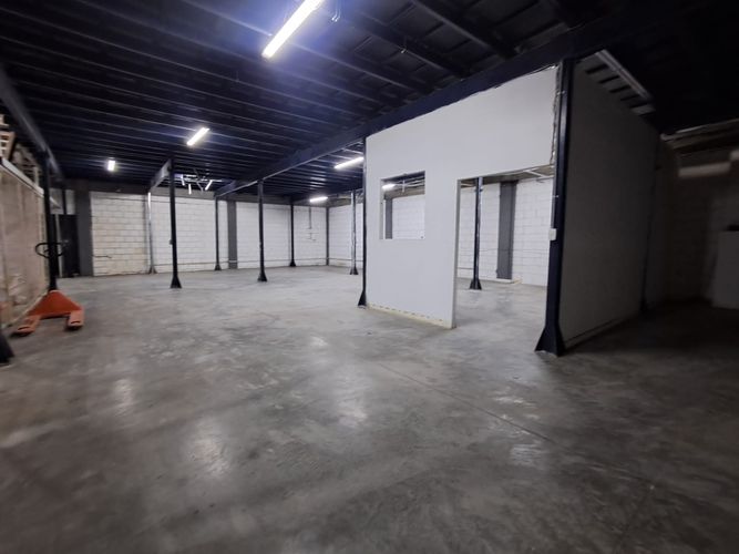 Bodega en arriendo en Santana, Dosquebradas, 822 m² · foto 4 de 9