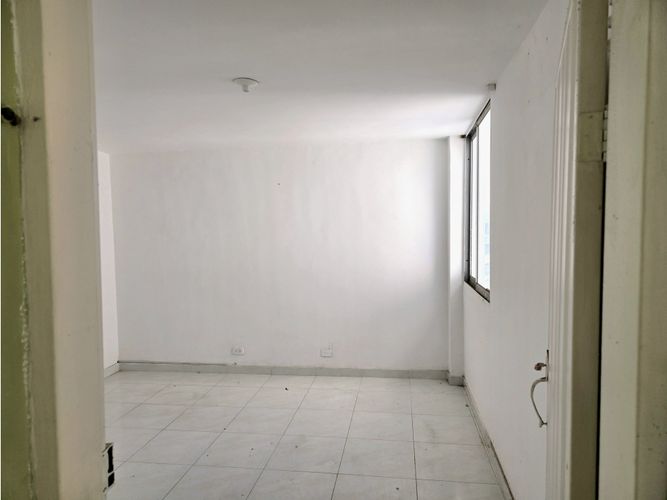 Oficina en arriendo en Centro, Santa Marta, 30 m² · foto 2 de 6