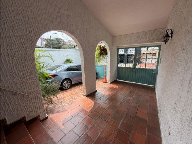 Casa de 6 alcobas en venta en Cabecera Del Llano, Bucaramanga, 461 m² · foto 5 de 24