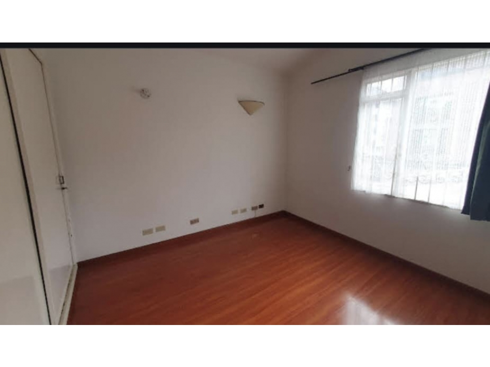 Casa en venta en El Contador, Bogotá · foto 8 de 16