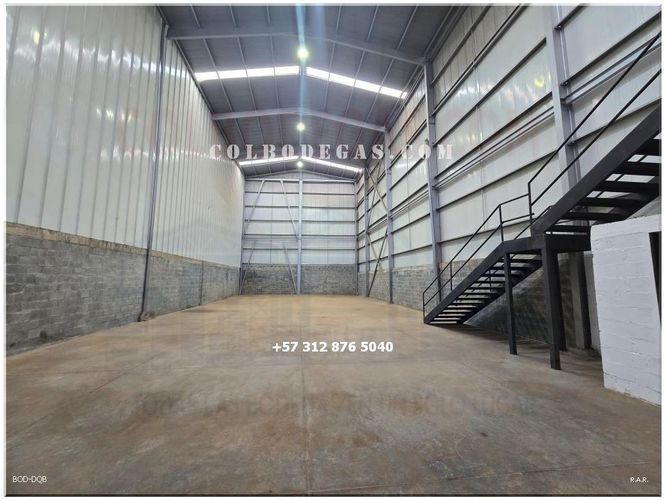 Bodega en arriendo en El Rodeo, Dosquebradas, 802 m² · foto 4 de 15