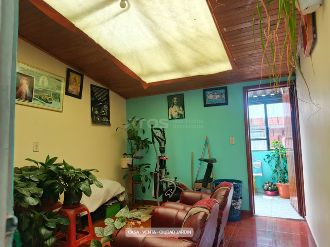 Casa de 3 alcobas en venta en Cr. Pinos De Oriente, Tunja, 120 m² · foto 13 de 16