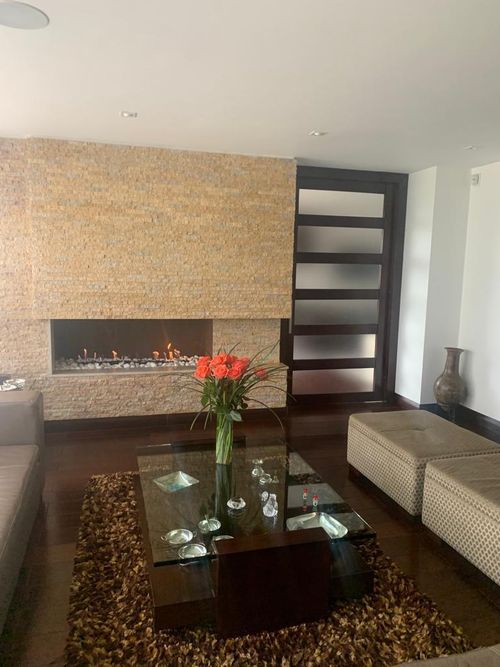 Apartamento de 3 alcobas en venta en Montearroyo, Bogotá, 232 m² · foto 3 de 13