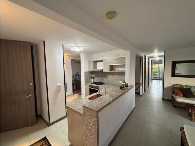 Apartamento de 3 alcobas en venta en Las Palmas, Ricaurte, 87 m² · foto 10 de 24