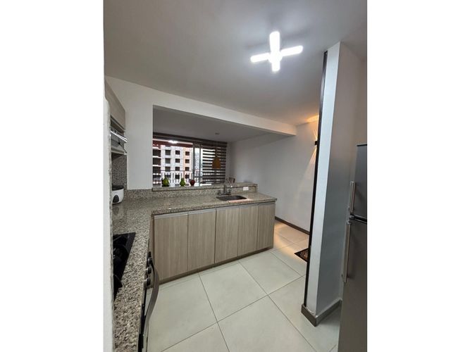 Apartamento de 3 alcobas en venta en Las Palmas, Ricaurte, 87 m² · foto 11 de 24