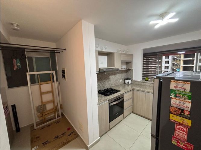 Apartamento de 3 alcobas en venta en Las Palmas, Ricaurte, 87 m² · foto 12 de 24