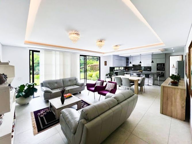 Casa de 3 alcobas en venta en Llano Grande, El Retiro, 236 m² · foto 5 de 24