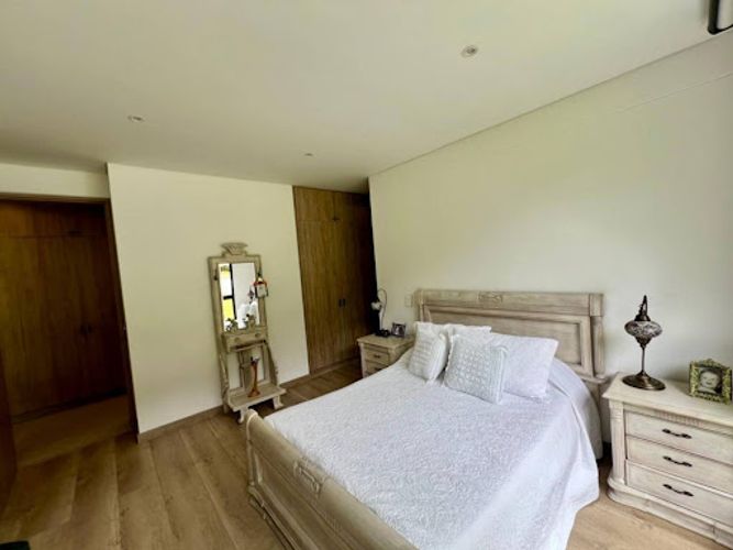 Casa de 3 alcobas en venta en Llano Grande, El Retiro, 236 m² · foto 22 de 24