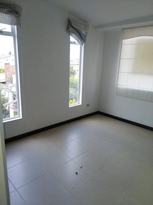 Apartamento de 3 alcobas en venta en Ve. La Colorada, Tunja, 63 m² · foto 18 de 23