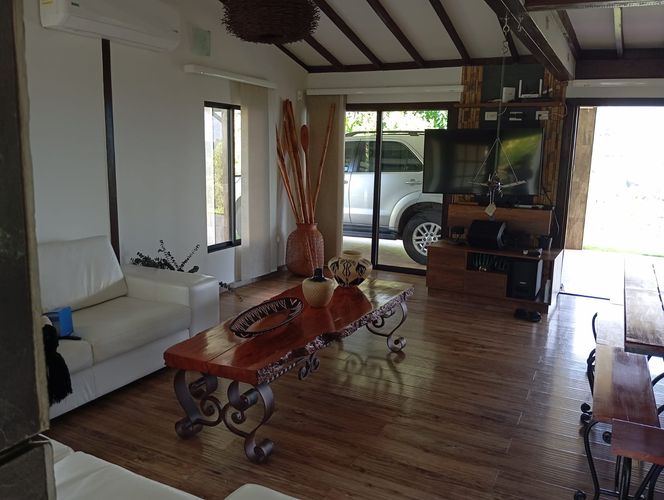 Casa de 5 alcobas en venta en Potrerito, Jamundí, 1934 m² · foto 2 de 24