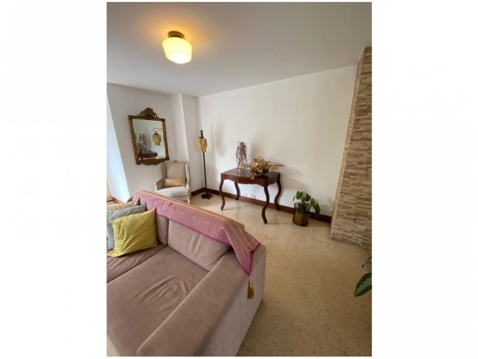 Apartamento en venta en El Poblado, Medellín 3
