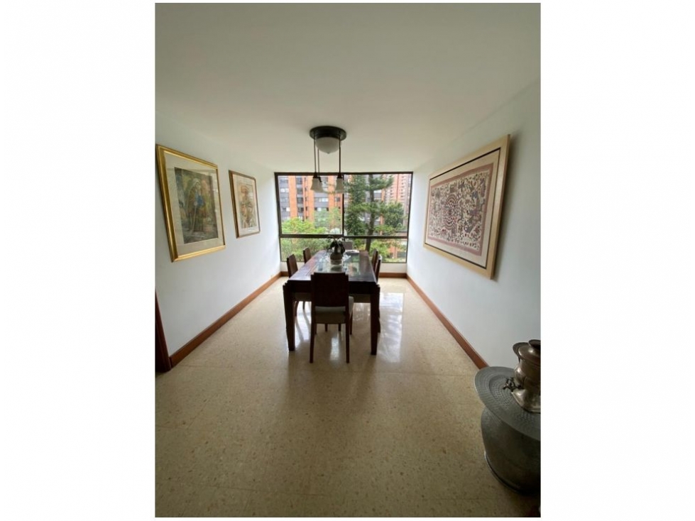 Apartamento en venta en El Poblado, Medellín 5