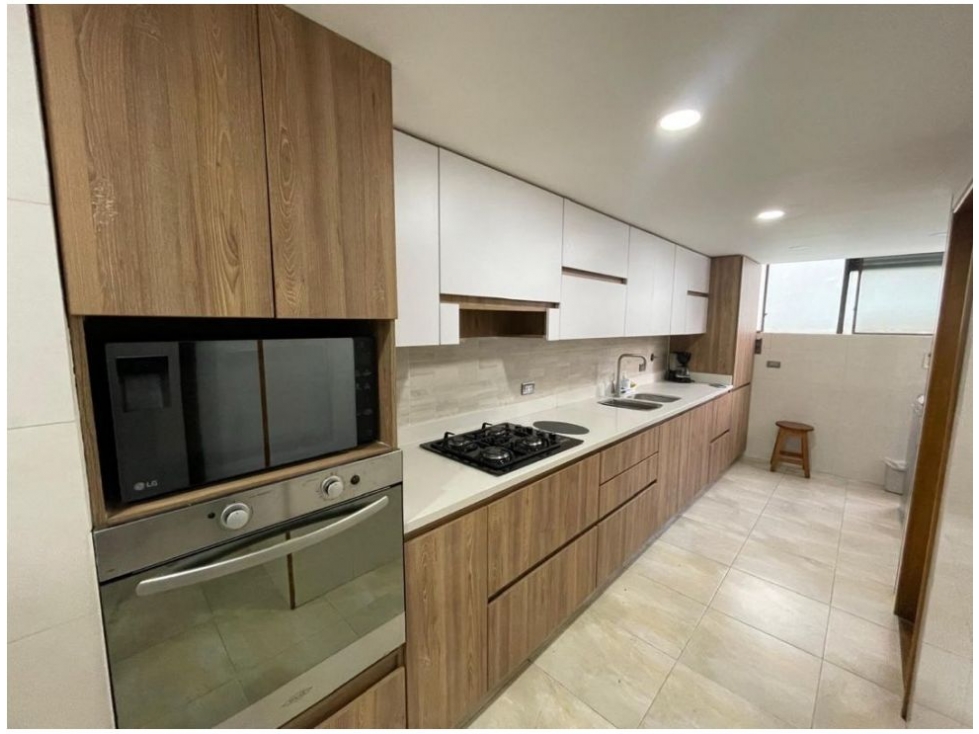 Apartamento en venta en El Poblado, Medellín 4