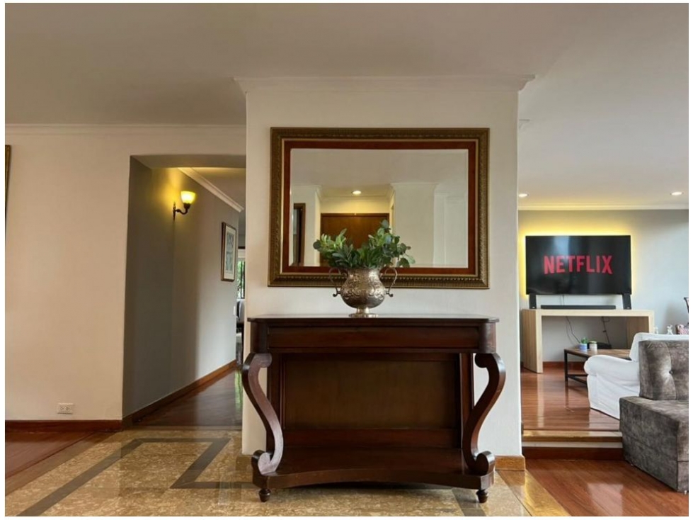 Apartamento en venta en El Poblado, Medellín 5