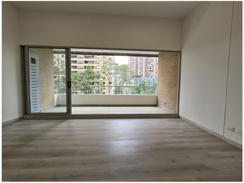 Apartment for sale in El Poblado, Medellín 2
