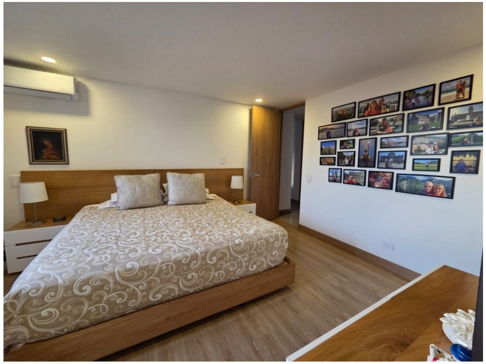 Apartamento en venta en El Poblado, Medellín 2