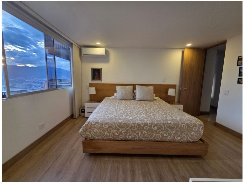 Apartamento en venta en El Poblado, Medellín 3