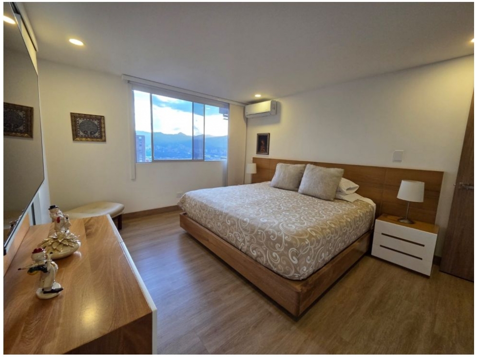 Apartamento en venta en El Poblado, Medellín 4