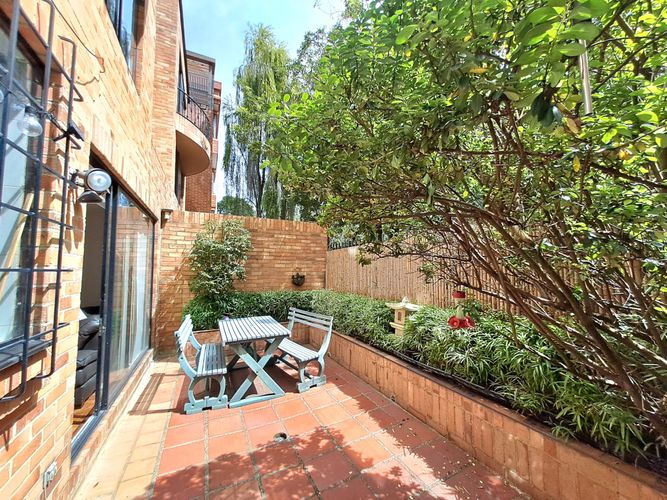 Casa de 4 alcobas en venta en Bella Suiza, Bogotá, 196 m² · foto 2 de 20