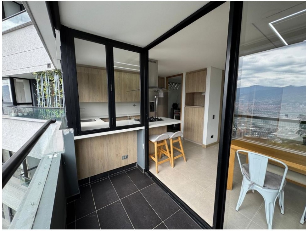 Apartamento en venta en El Poblado, Medellín 5