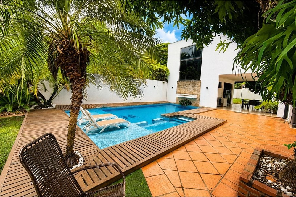 Exclusiva Residencia en Alquiler: Oasis de Campo en Isla Bogado, Luque, Central - Ubicación Privilegiada C/ Puerto Piñasco — foto 2