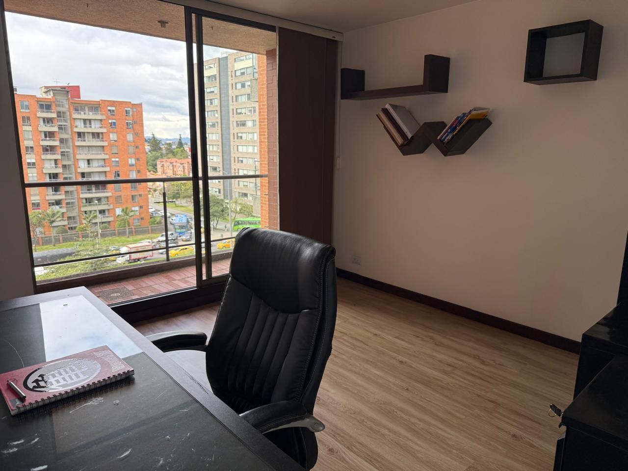 Apartamento en venta en Ciudad Salitre Occidental, Bogotá · foto 2 de 24