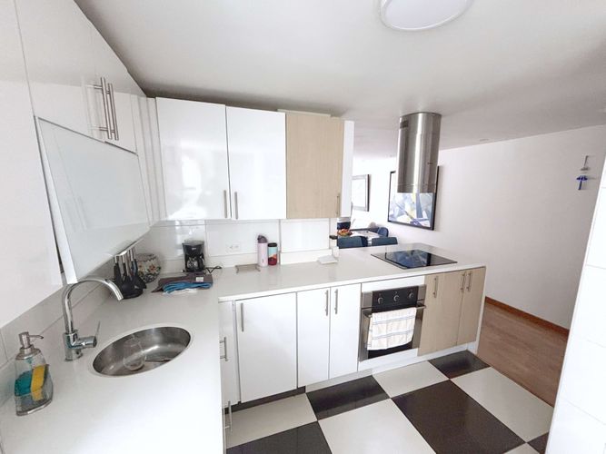 Apartamento de 2 alcobas en venta en Santa Barbara Central, Bogotá, 86 m² · foto 6 de 19