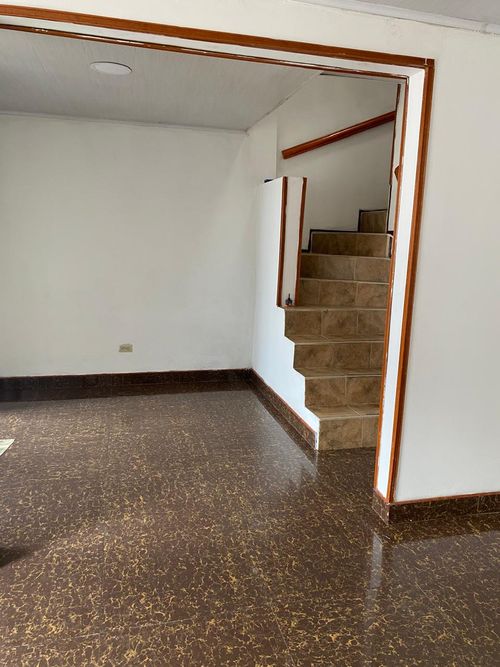 Casa de 4 alcobas en venta en Molinos Del Viento, Bogotá, 252 m² · foto 7 de 23