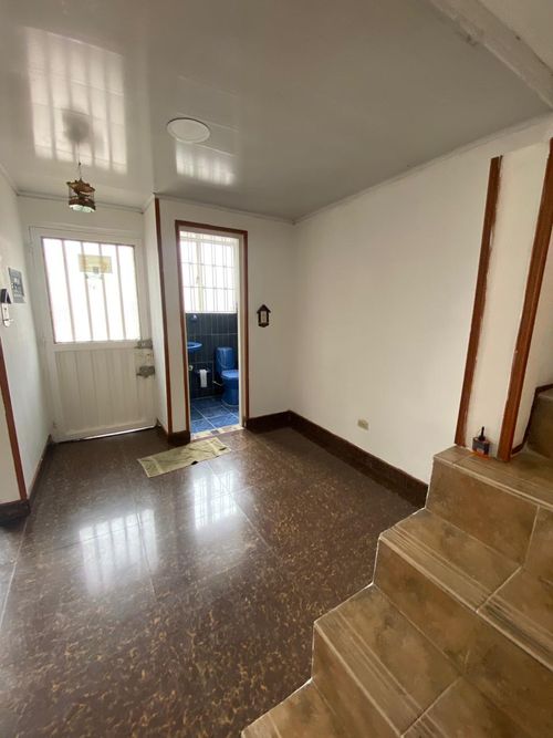 Casa de 4 alcobas en venta en Molinos Del Viento, Bogotá, 252 m² · foto 8 de 23