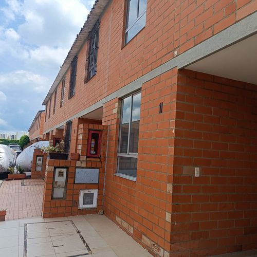 Casa de 3 alcobas en venta en Valle Del Lili, Cali, 91 m² · foto 6 de 24