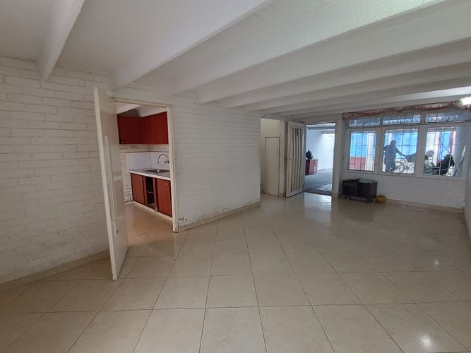 Casa de 3 alcobas en venta en Autopista Muzu 0riental, Bogotá, 150 m² · foto 4 de 20