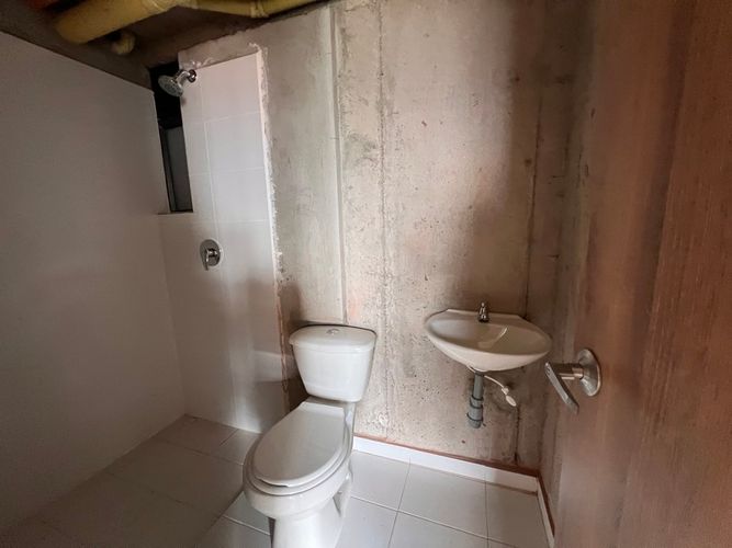 Apartamento de 2 alcobas en venta en Cuatro Esquinas, Rionegro, 55 m² · foto 6 de 8