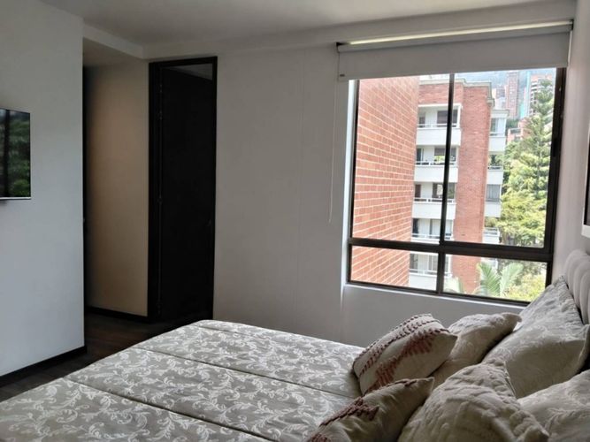 Apartamento de 3 alcobas en arriendo en El Poblado, Medellín, 150 m² · foto 13 de 23
