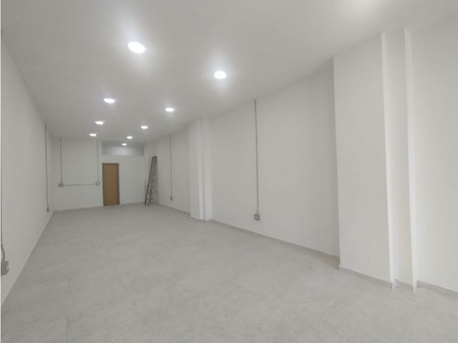 Local en arriendo en La Ceja, 70 m² · foto 2 de 4