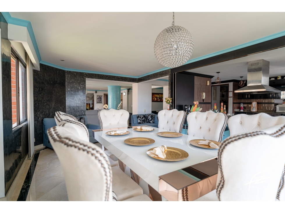 Apartamento en venta en El Poblado, Medellín 2