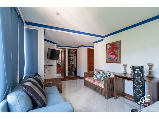 Apartamento de 3 alcobas en venta en Astorga, Medellín, 386 m² · foto 9 de 24