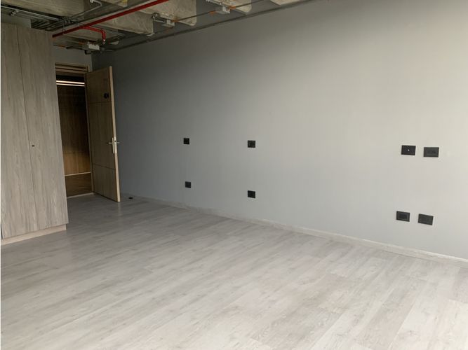 Oficina en arriendo en Aborigenes, Armenia, 34 m² · foto 3 de 9