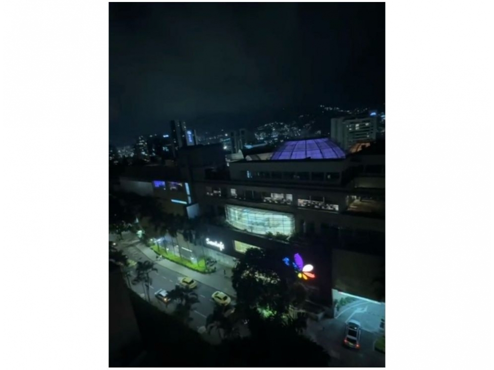 Apartamento en venta en El Poblado, Medellín 2