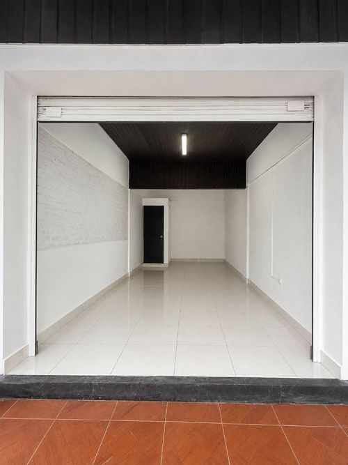 Local en arriendo en San Fernando Nuevo, Cali, 40 m² · foto 2 de 6