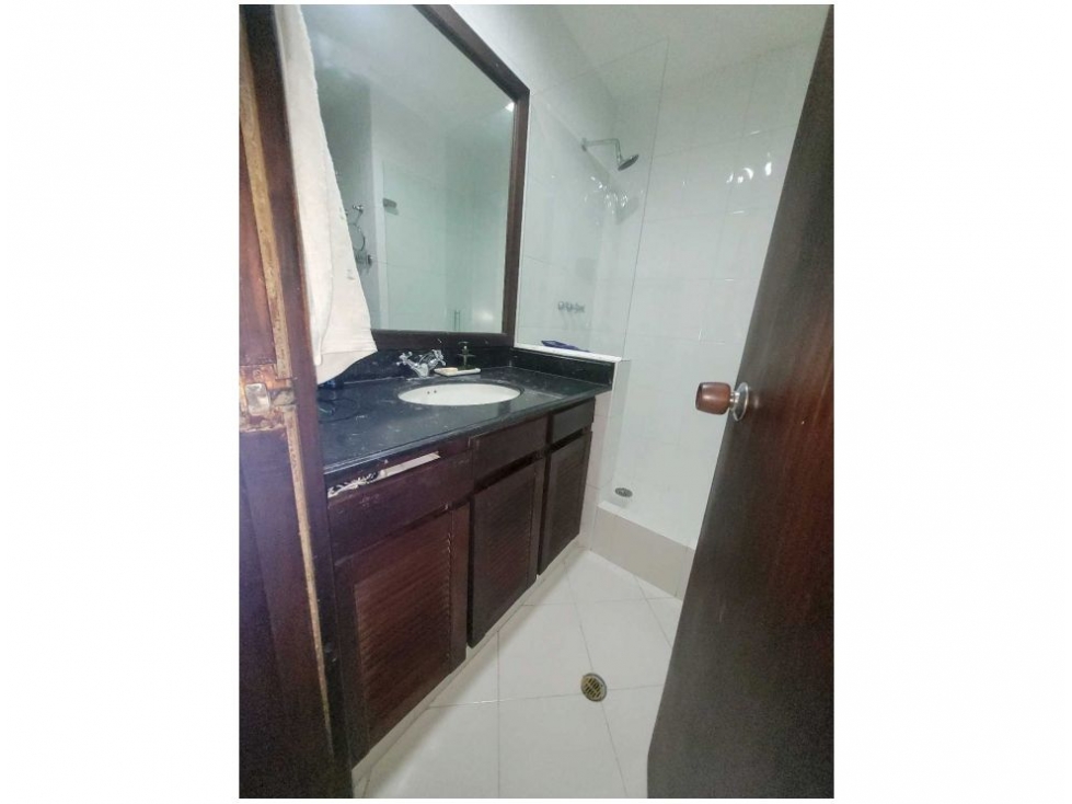 Apartamento en venta en El Poblado, Medellín 5