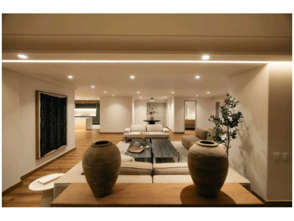 Apartamento en venta en El Poblado, Medellín 4