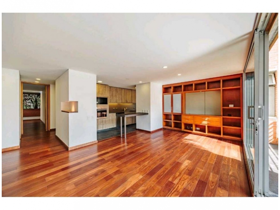 Apartamento en venta en El Poblado, Medellín 3